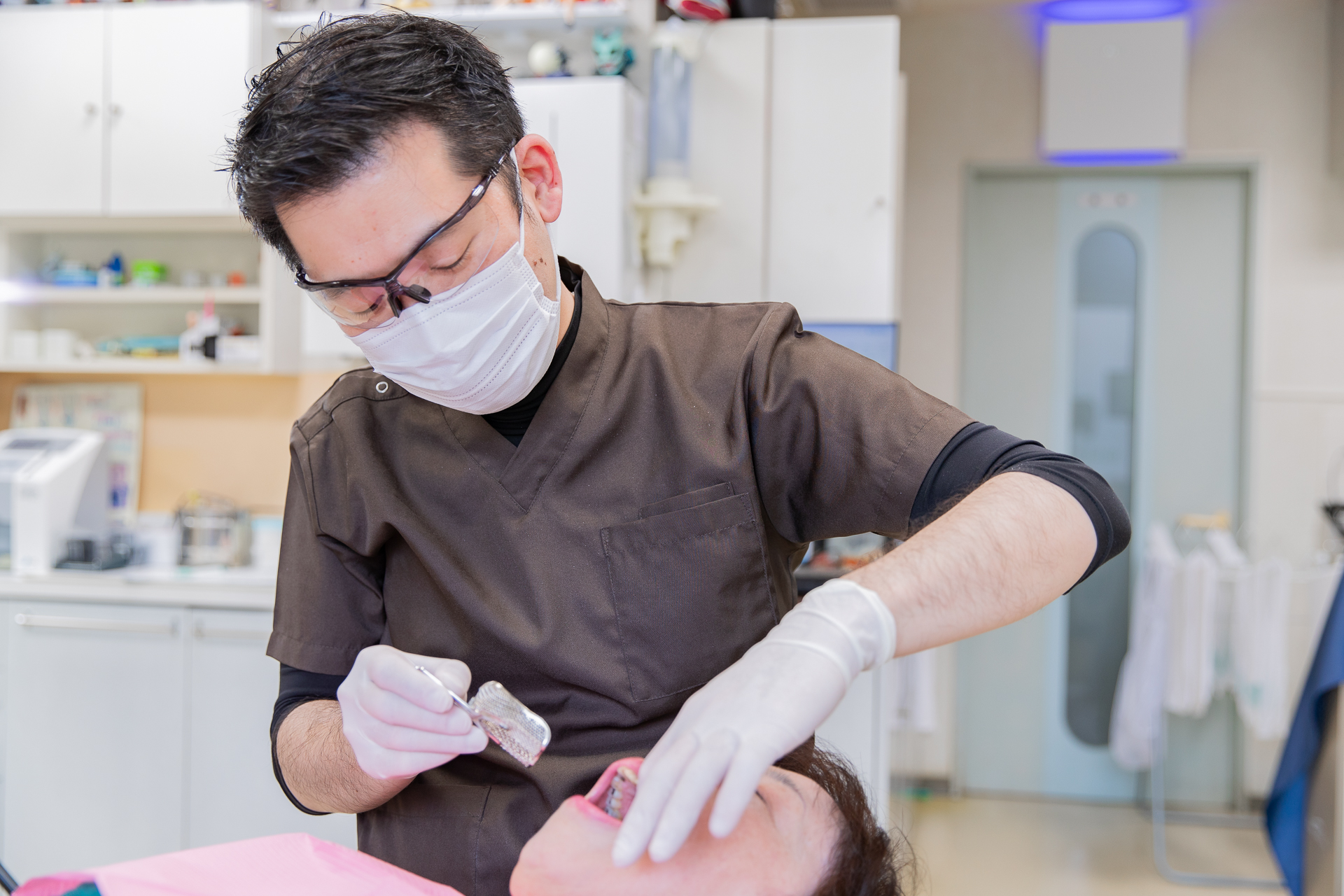 丁寧な噛み合わせの調整